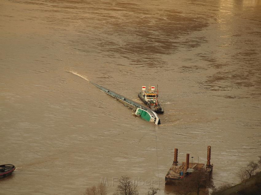 Schiff gesunken St Goarhausen Loreley P127.jpg